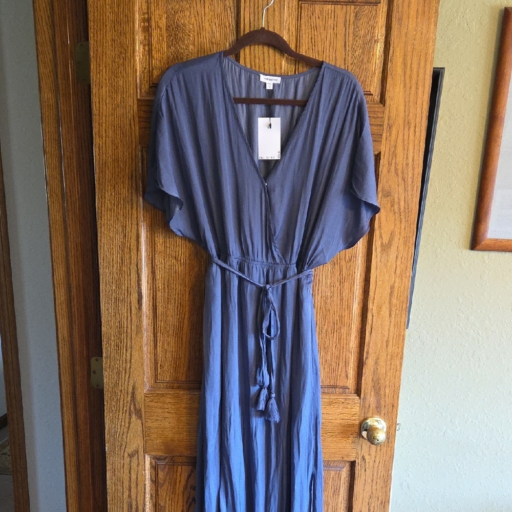 Elegant Blue Maxi Dress